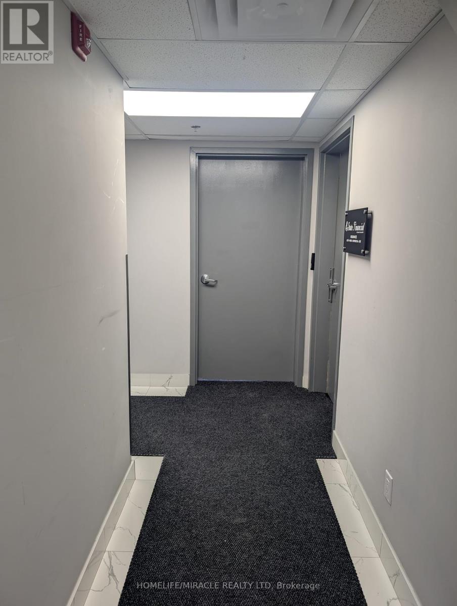 Property at 405 - 2225 MARKHAM ROAD image 4