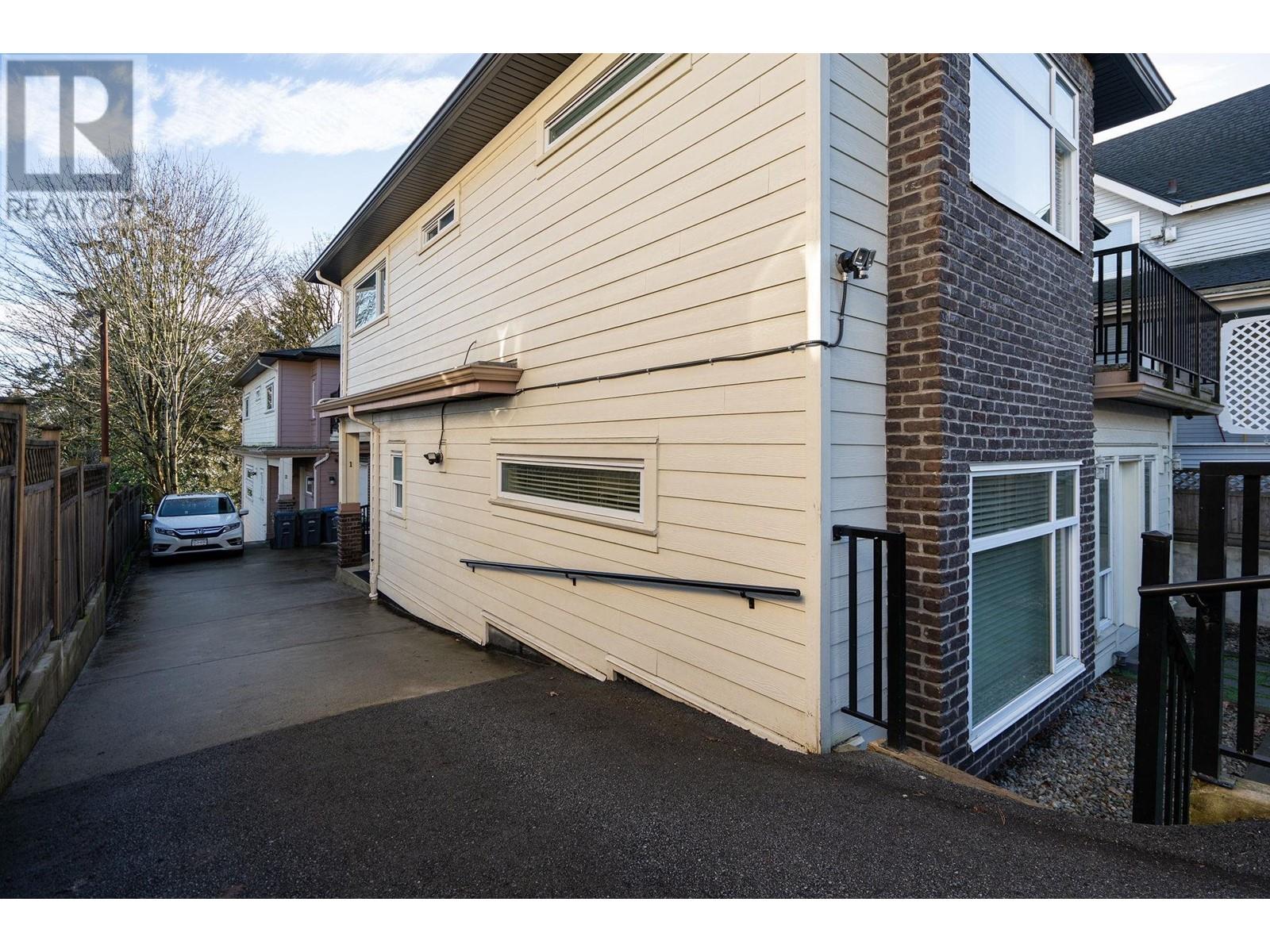 1 1408 Sixth Avenue, New Westminster, British Columbia  V3M 2C6 - Photo 37 - R2955239