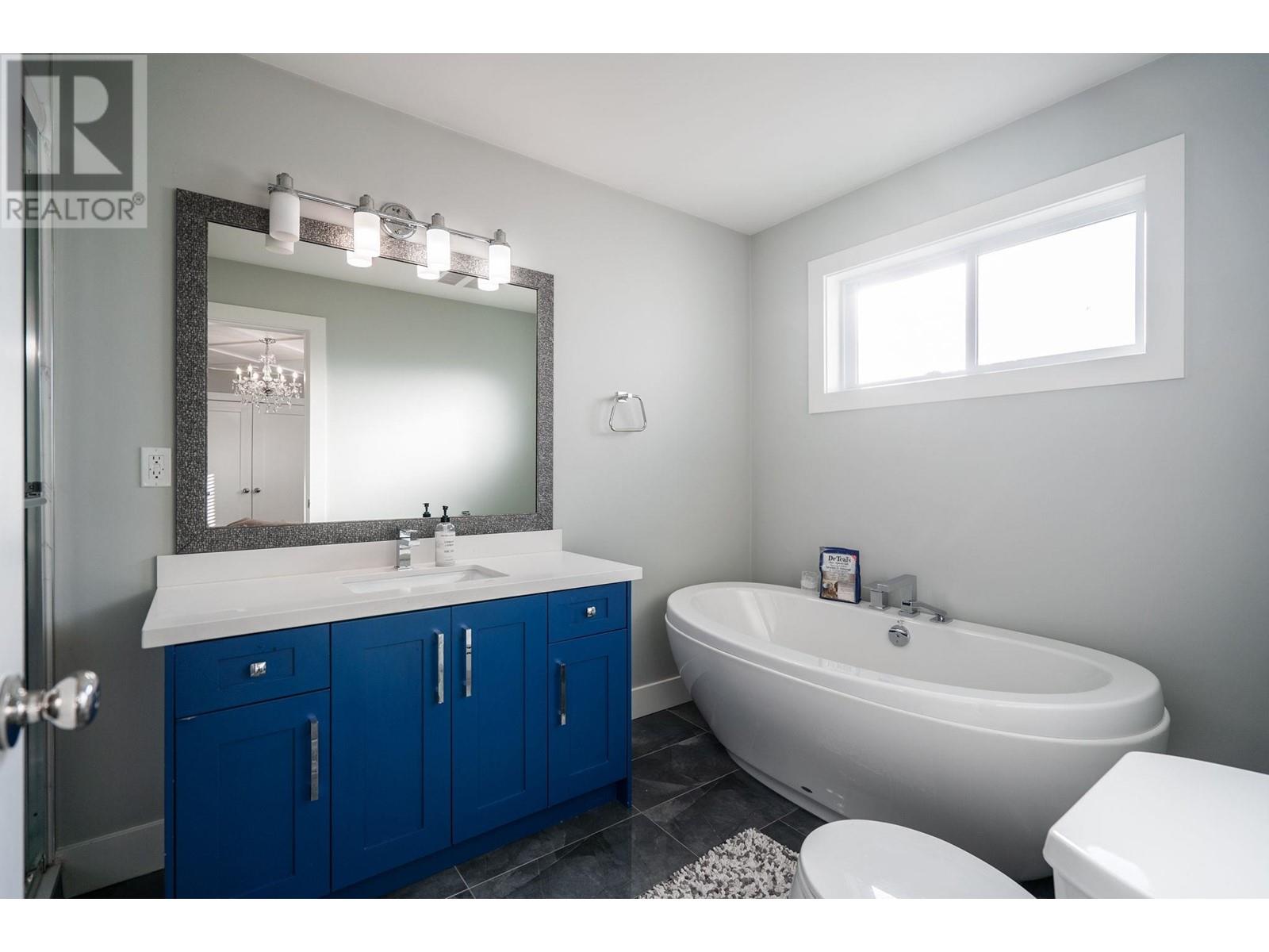 1 1408 Sixth Avenue, New Westminster, British Columbia  V3M 2C6 - Photo 17 - R2955239