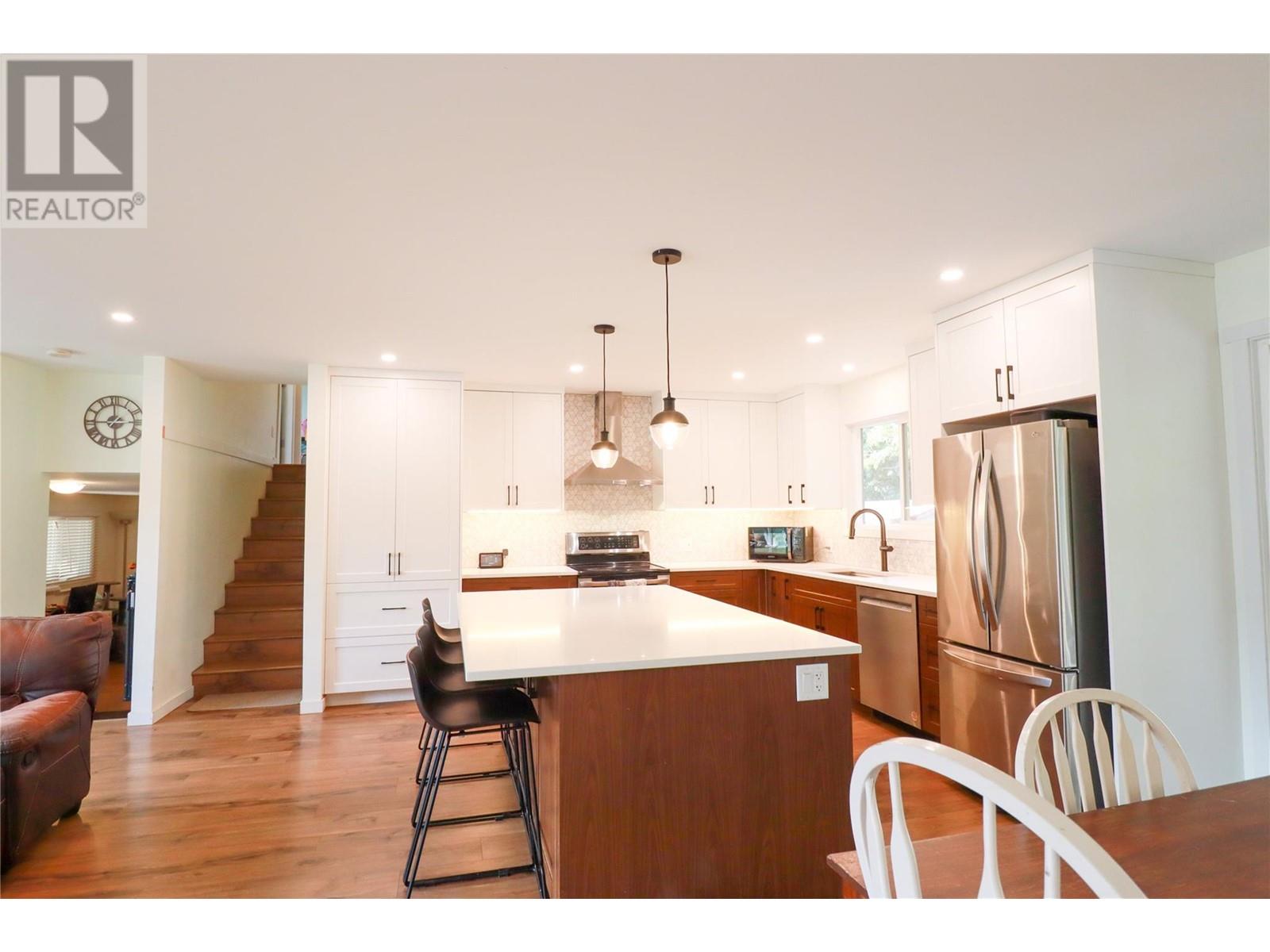 Property at 150 NESBITT Crescent image 5