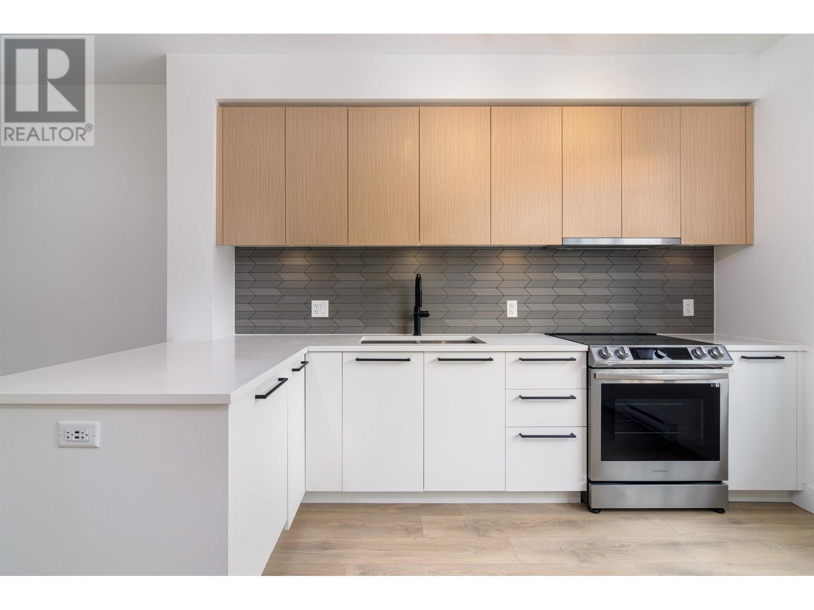 1320 Halyard Place, Squamish, British Columbia  V8B 2A1 - Photo 2 - R2959862