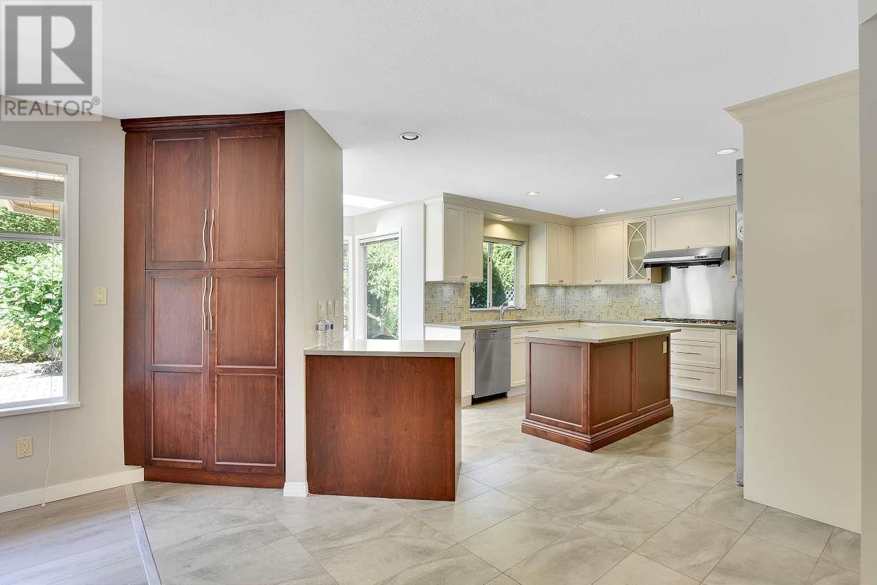 Listing Picture 24 of 40 : 5600 CORNWALL DRIVE, Richmond / 烈治文 - 魯藝地產 Yvonne Lu Group - MLS Medallion Club Member