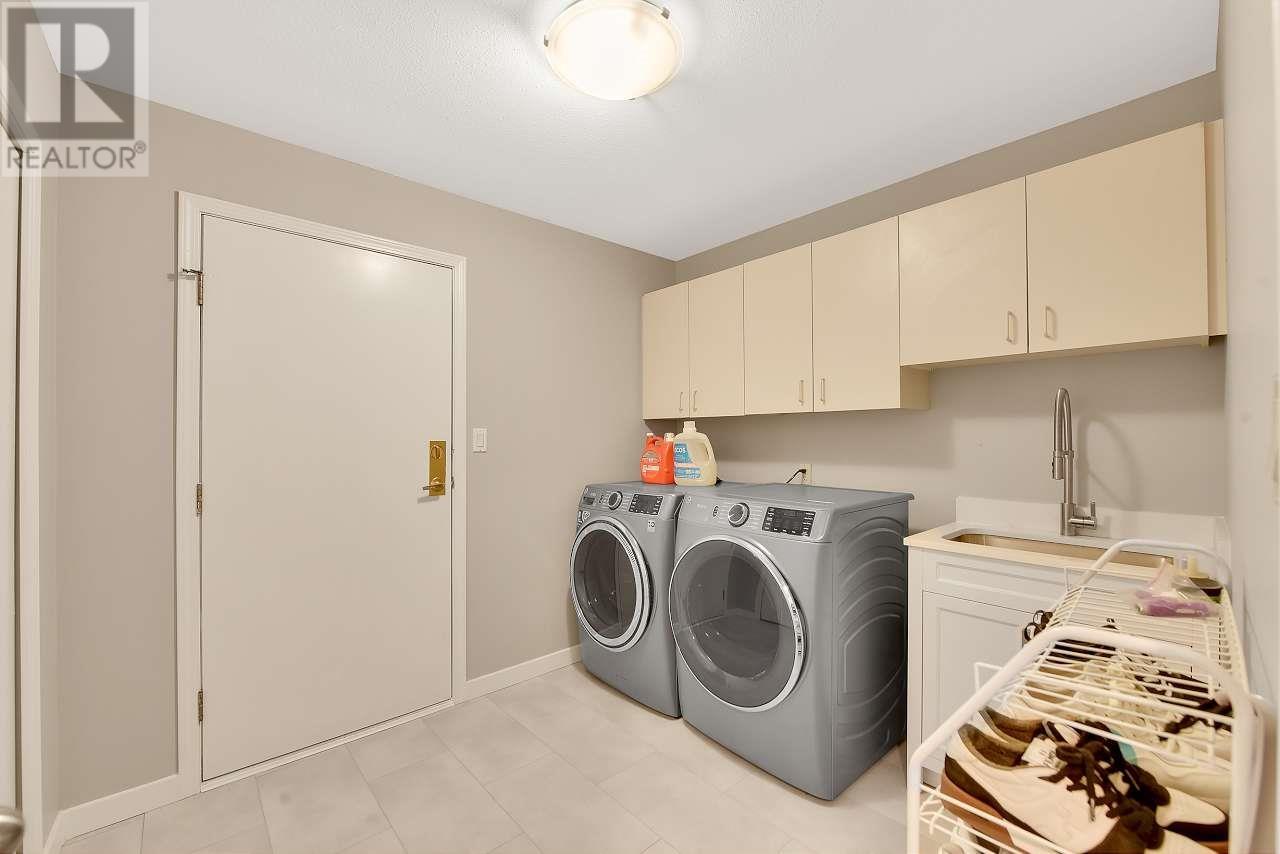 Listing Picture 27 of 40 : 5600 CORNWALL DRIVE, Richmond / 烈治文 - 魯藝地產 Yvonne Lu Group - MLS Medallion Club Member