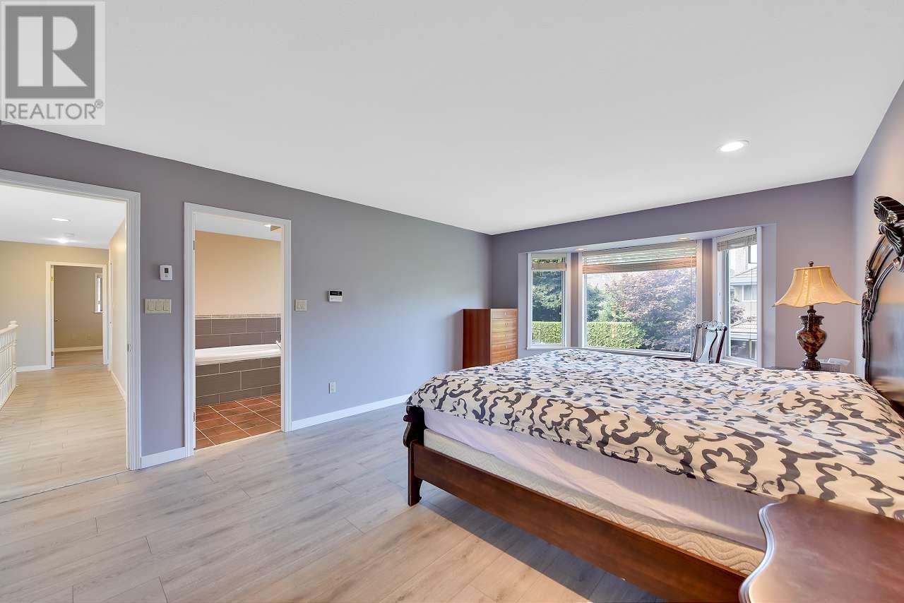 Listing Picture 35 of 40 : 5600 CORNWALL DRIVE, Richmond / 烈治文 - 魯藝地產 Yvonne Lu Group - MLS Medallion Club Member