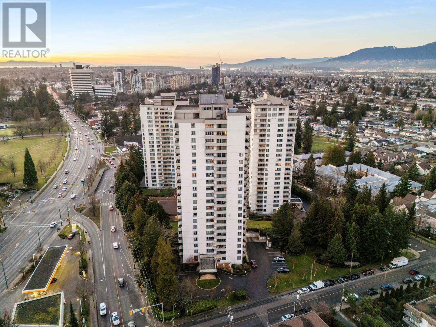 Listing Picture 15 of 20 : 1506 5645 BARKER AVENUE, Burnaby / 本拿比 - 魯藝地產 Yvonne Lu Group - MLS Medallion Club Member
