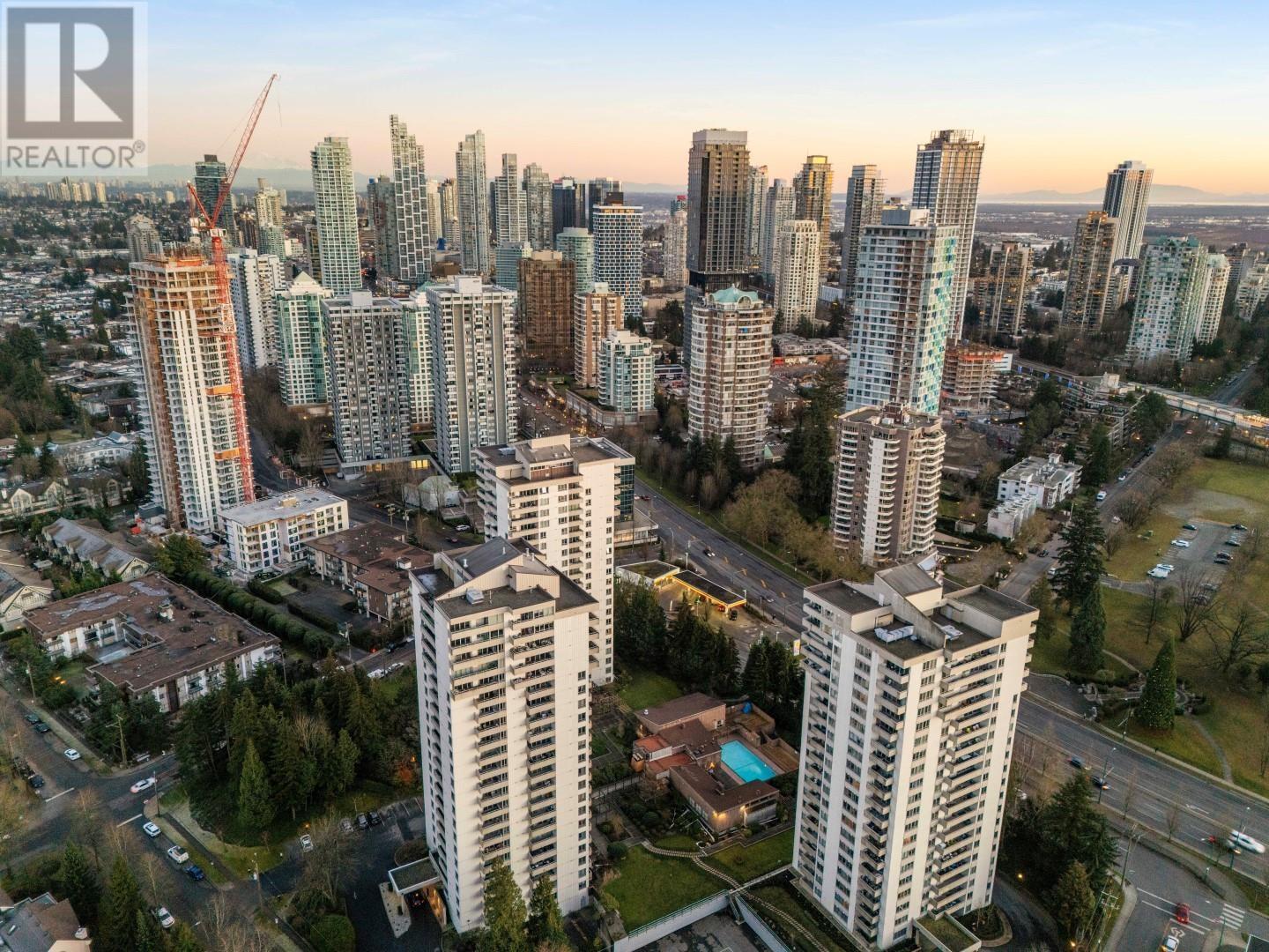Listing Picture 13 of 20 : 1506 5645 BARKER AVENUE, Burnaby / 本拿比 - 魯藝地產 Yvonne Lu Group - MLS Medallion Club Member