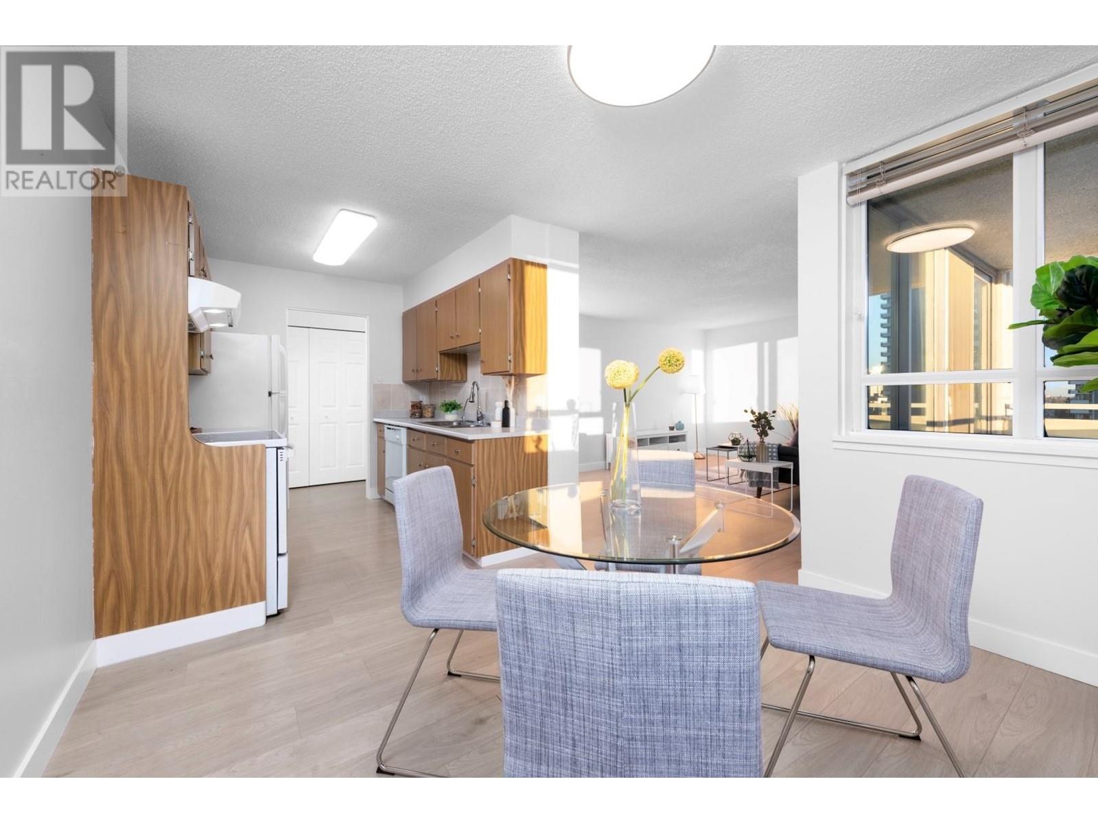 Listing Picture 9 of 20 : 1506 5645 BARKER AVENUE, Burnaby / 本拿比 - 魯藝地產 Yvonne Lu Group - MLS Medallion Club Member