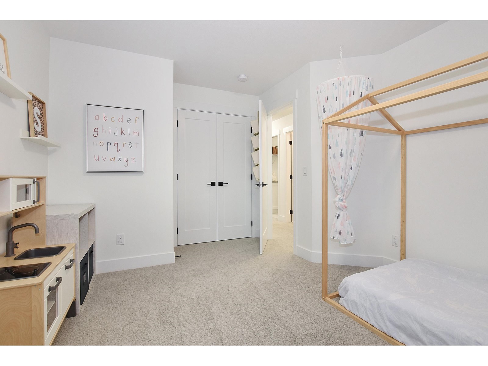 20541 77b Avenue, Langley, British Columbia  V2Y 4K3 - Photo 21 - R2959560