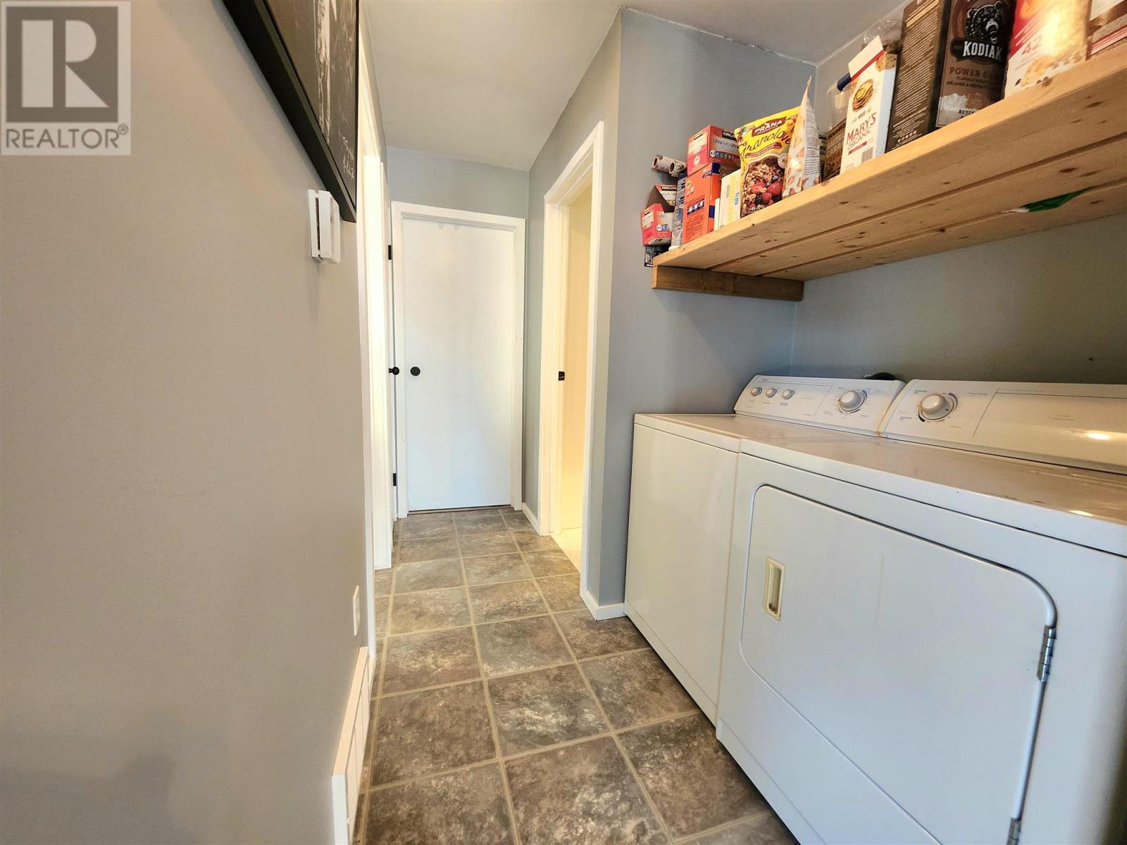32 Beach Street, Kenora, Ontario  P9N 3X5 - Photo 24 - TB250137