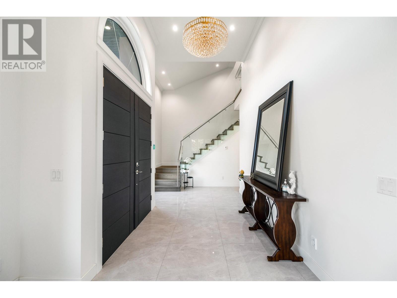 9399 Mccutcheon Place, Richmond, British Columbia  V7A 4Z2 - Photo 4 - R2957712