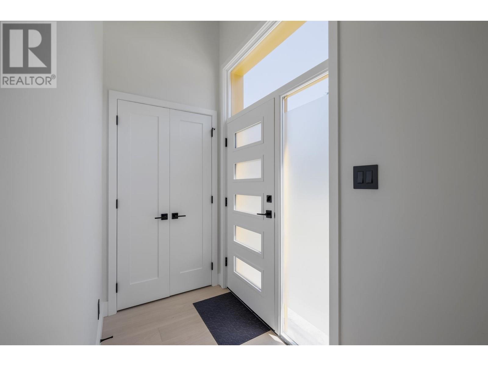 4015 Victoria Drive, Vancouver, British Columbia  V5N 4M9 - Photo 12 - R2959271