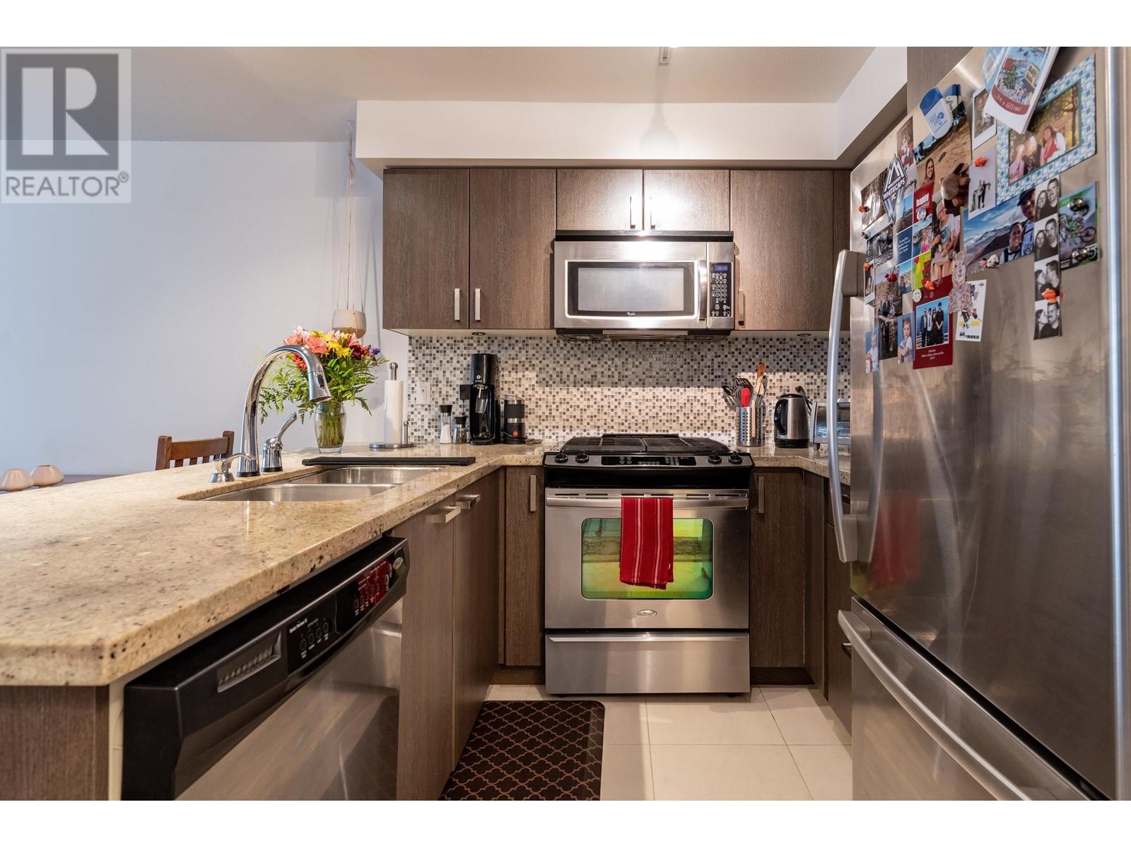 207 1689 E 13th Avenue, Vancouver, British Columbia V5N 0A5 - Photo 4 - R2959605