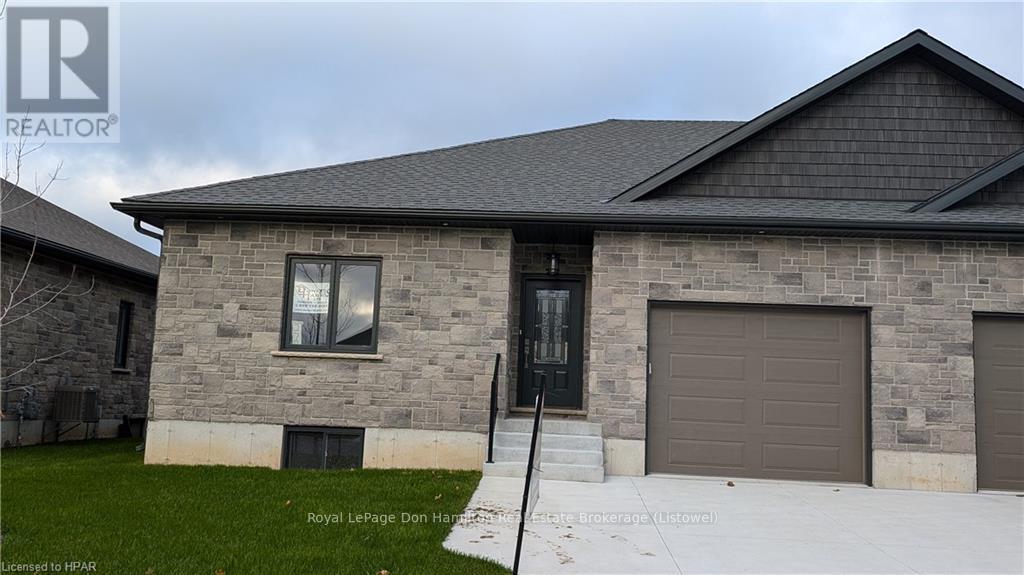 272 QUEEN STREET S, North Perth, Ontario