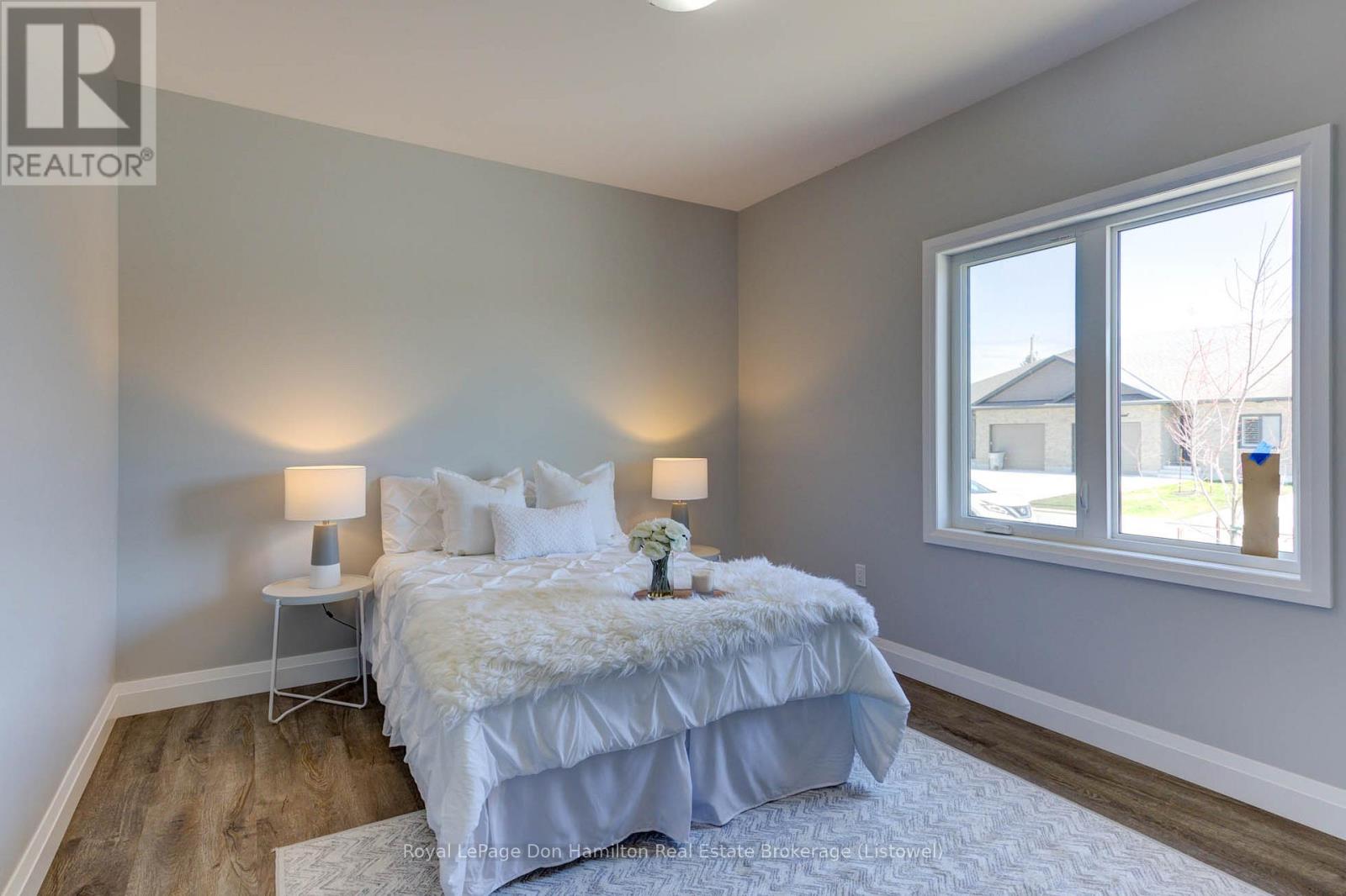 272 Queen Street S, North Perth, Ontario  N0G 1B0 - Photo 23 - X11822988