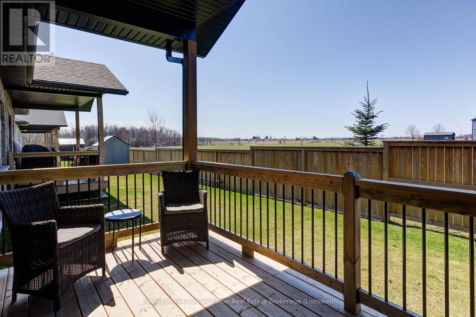 272 Queen Street S, North Perth, Ontario  N0G 1B0 - Photo 38 - X11822988