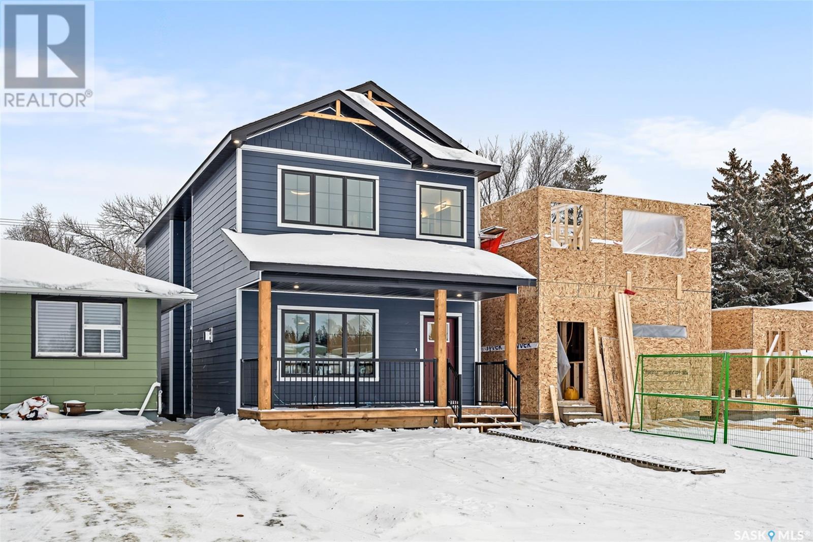 Property at 113 Bottomley AVENUE N image 2