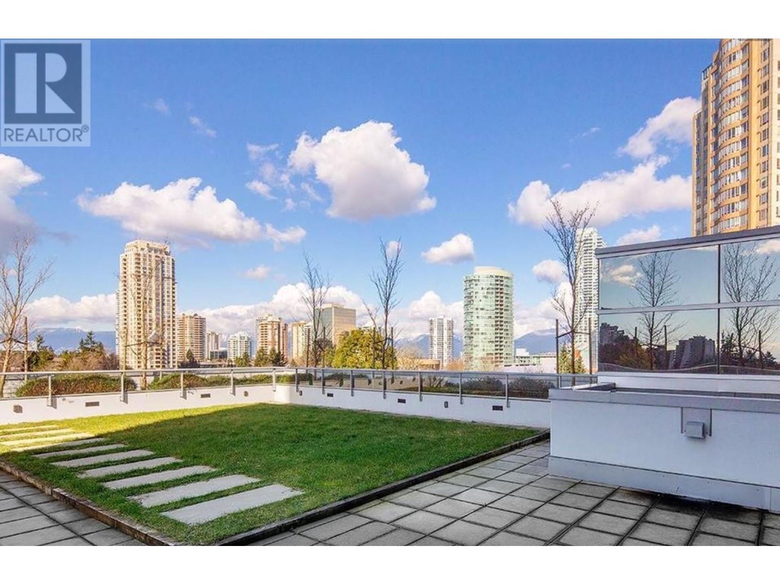 6335 Silver Avenue, Burnaby, British Columbia  V5H 0C3 - Photo 3 - R2959542