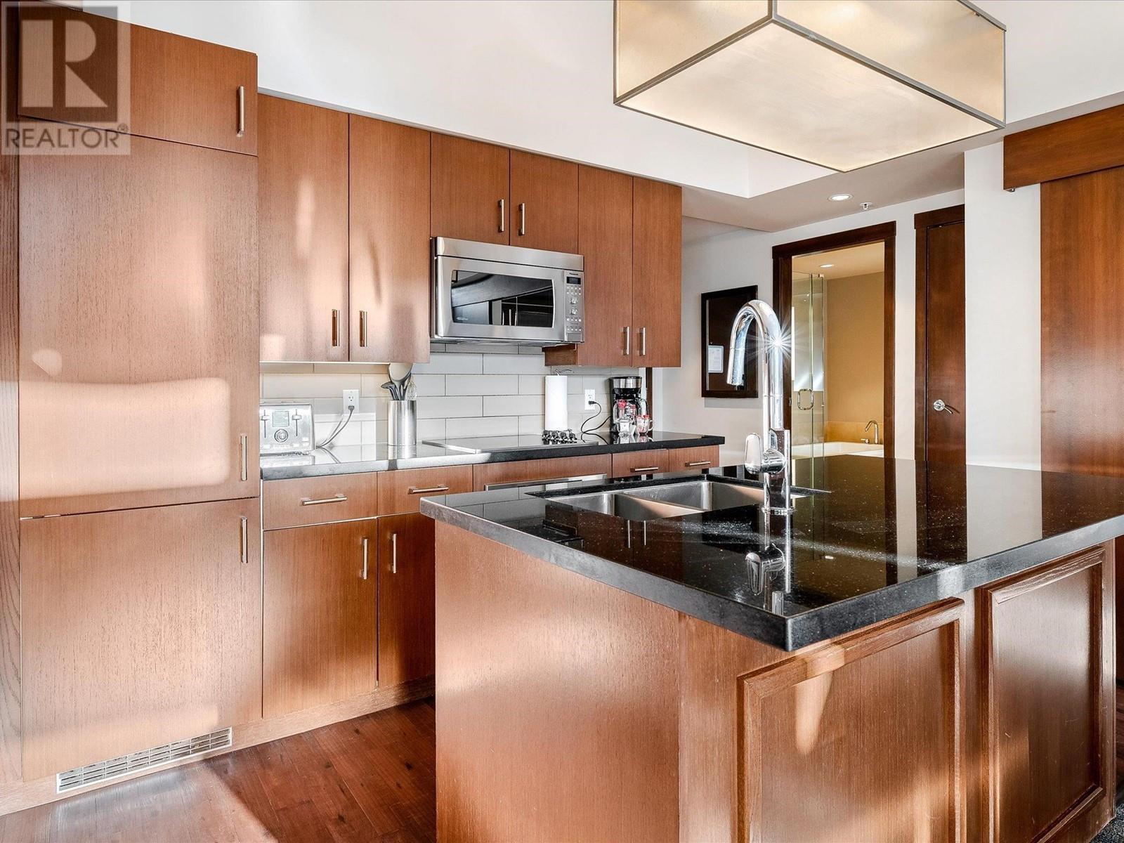 406a 2020 London Lane, Whistler, British Columbia  V8E 0B6 - Photo 10 - R2959905
