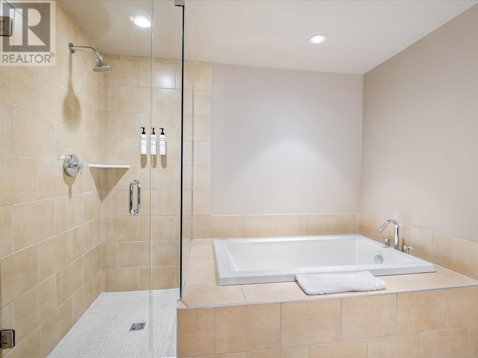 406a 2020 London Lane, Whistler, British Columbia  V8E 0B6 - Photo 17 - R2959905