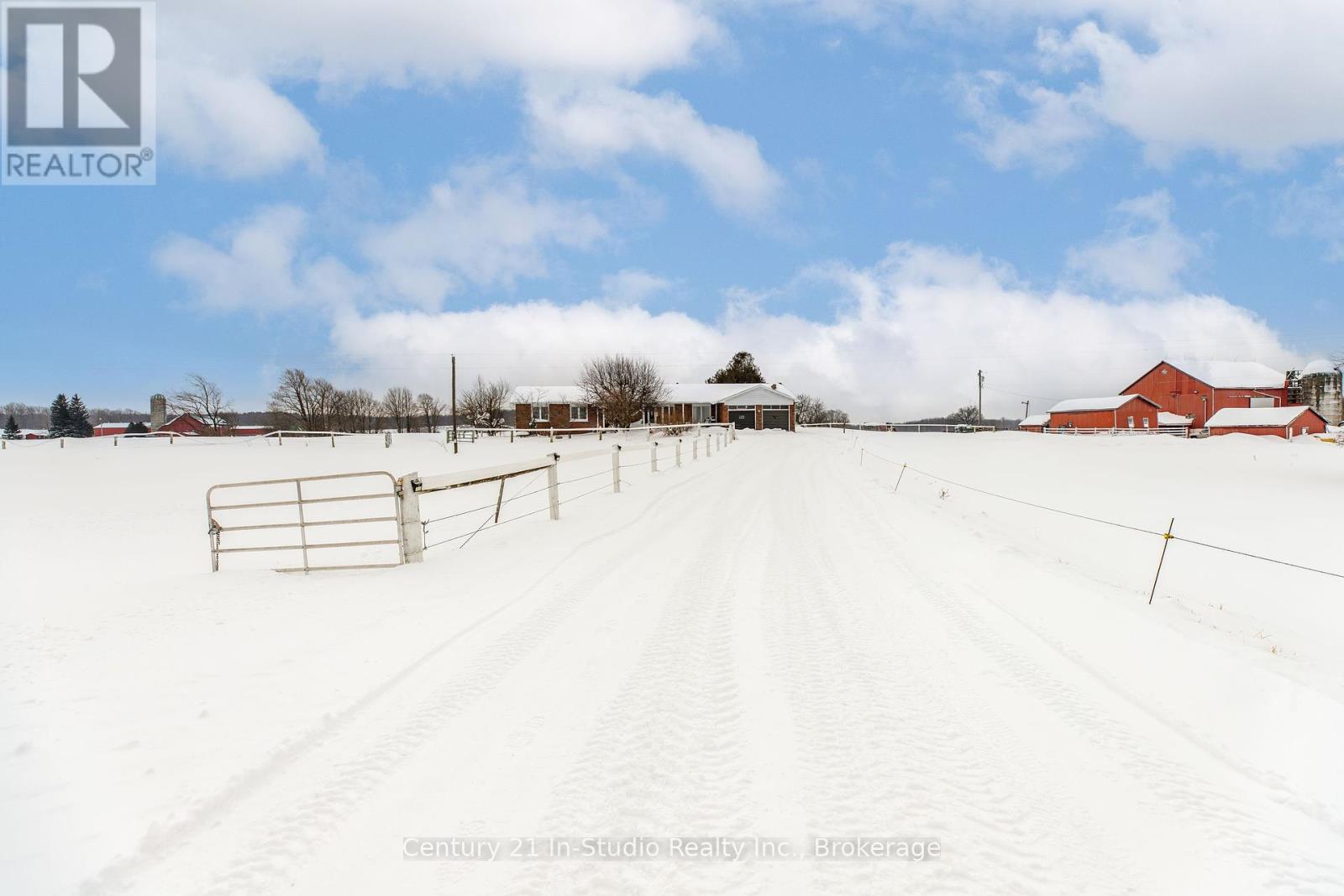 425158 Irish Lake Road, Grey Highlands (Markdale), Ontario  N0C 1H0 - Photo 17 - X11939676