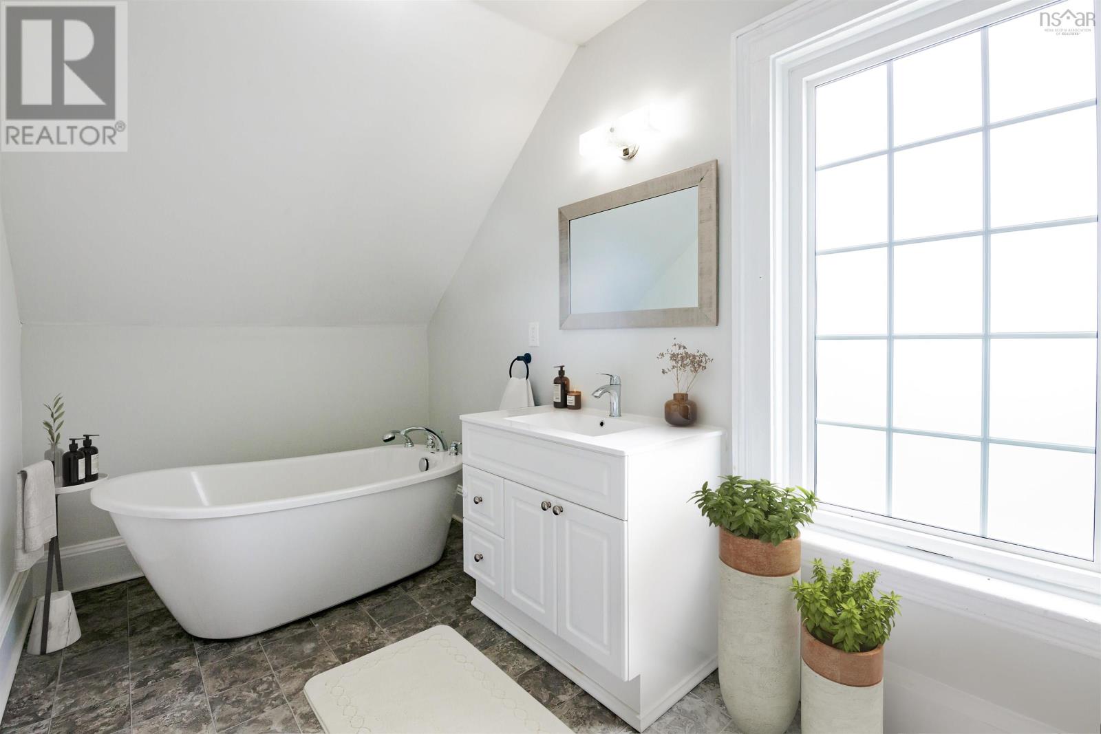 2133 New Cheverie Road, Cheverie, Nova Scotia  B0N 2A0 - Photo 23 - 202417252