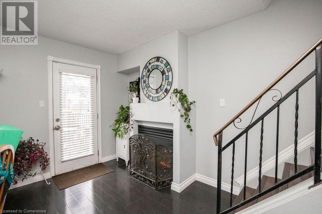 90 Magnolia Drive Unit# 27, Hamilton, Ontario  L9C 6R9 - Photo 17 - 40693168