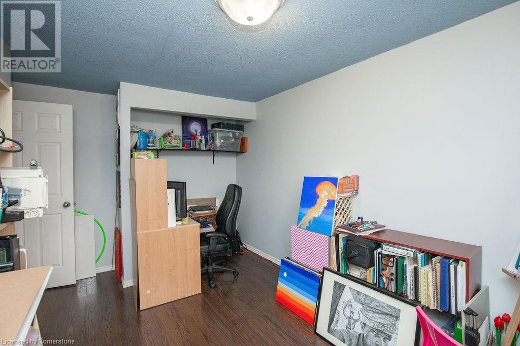 90 Magnolia Drive Unit# 27, Hamilton, Ontario  L9C 6R9 - Photo 41 - 40693168