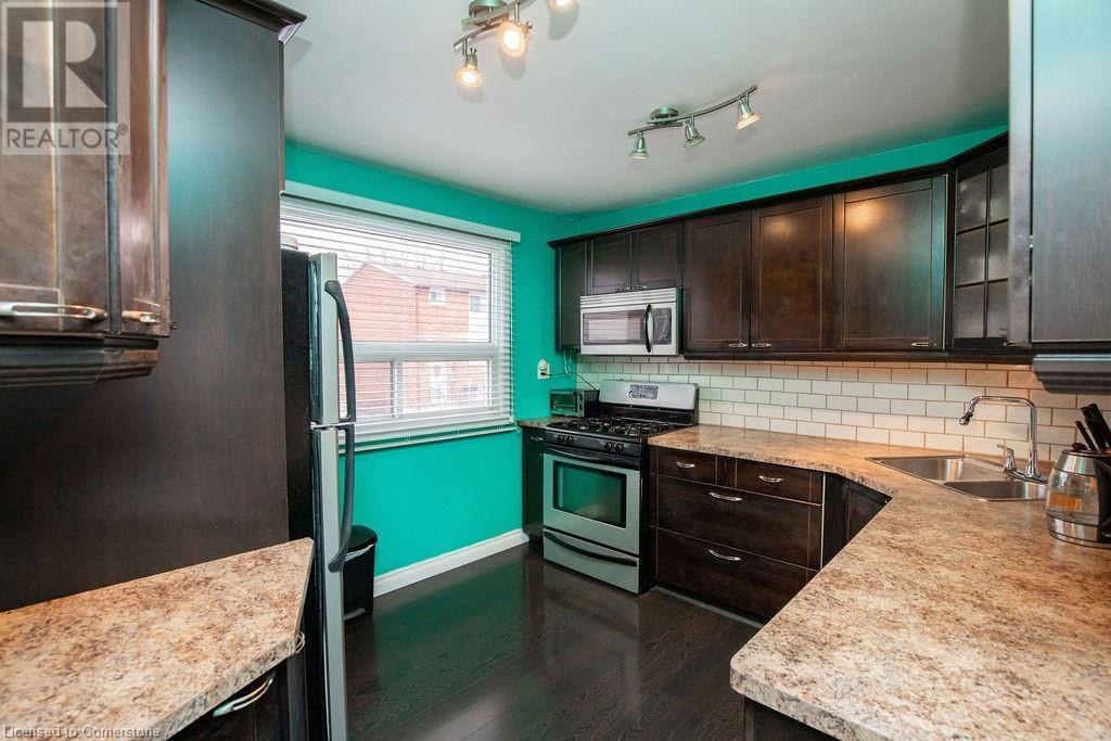 90 Magnolia Drive Unit# 27, Hamilton, Ontario  L9C 6R9 - Photo 6 - 40693168