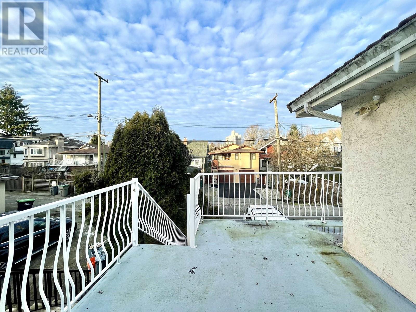 Listing Picture 19 of 34 : 937 W 18TH AVENUE, Vancouver / 溫哥華 - 魯藝地產 Yvonne Lu Group - MLS Medallion Club Member