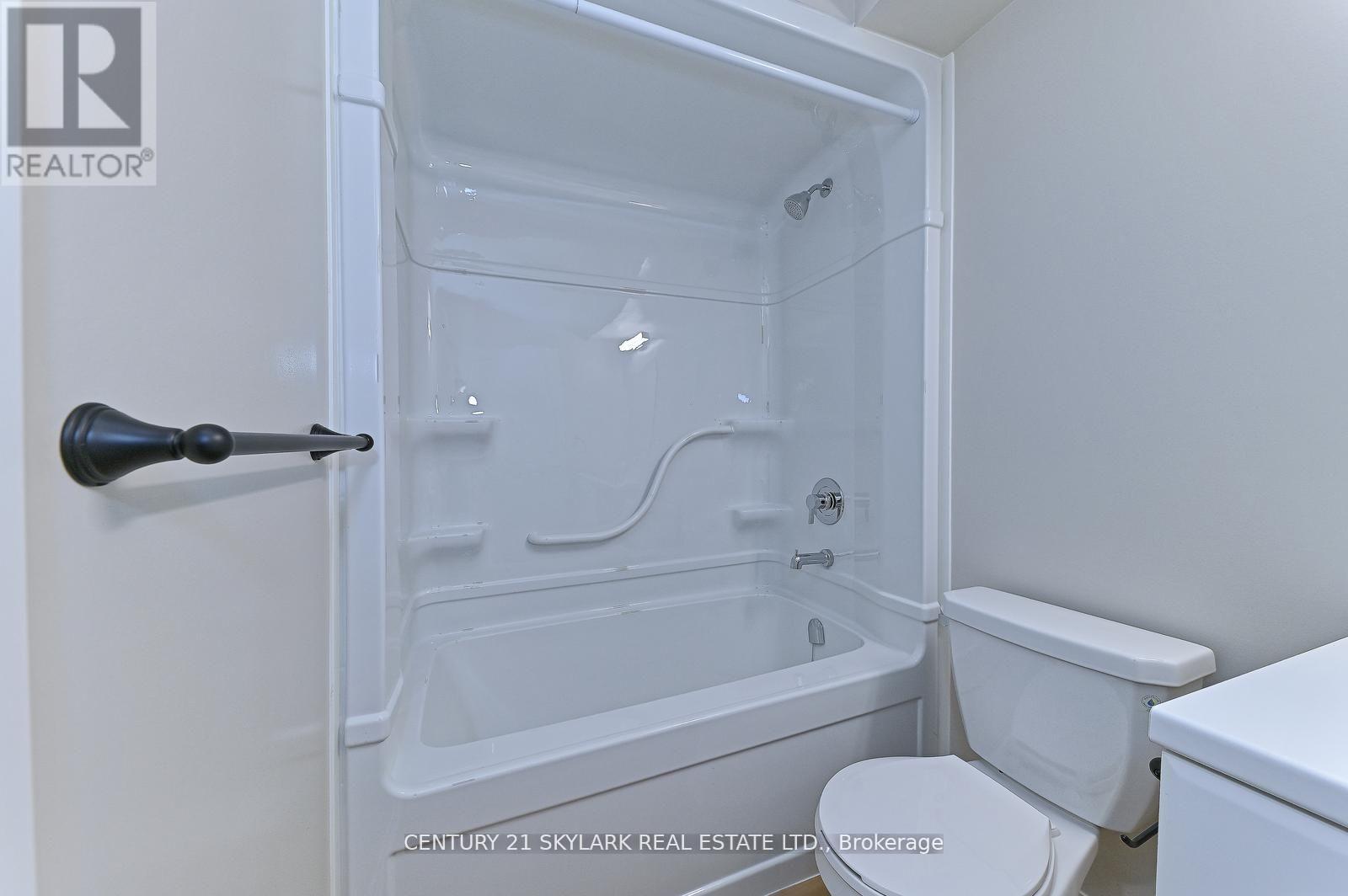216 - 50 Herrick Ave Avenue N, St. Catharines, Ontario  L2P 2W7 - Photo 24 - X11939814