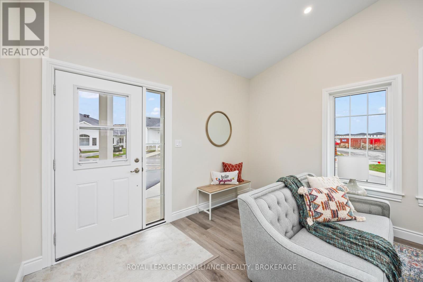 40 Carly Place, Loyalist, Ontario  K7N 0E2 - Photo 4 - X11939865