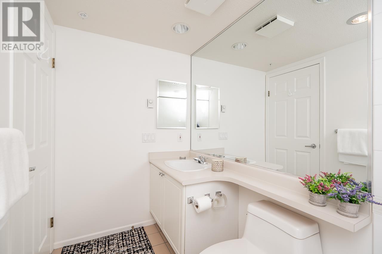 210 3670 Banff Court, North Vancouver, British Columbia  V7H 2Y7 - Photo 31 - R2959938