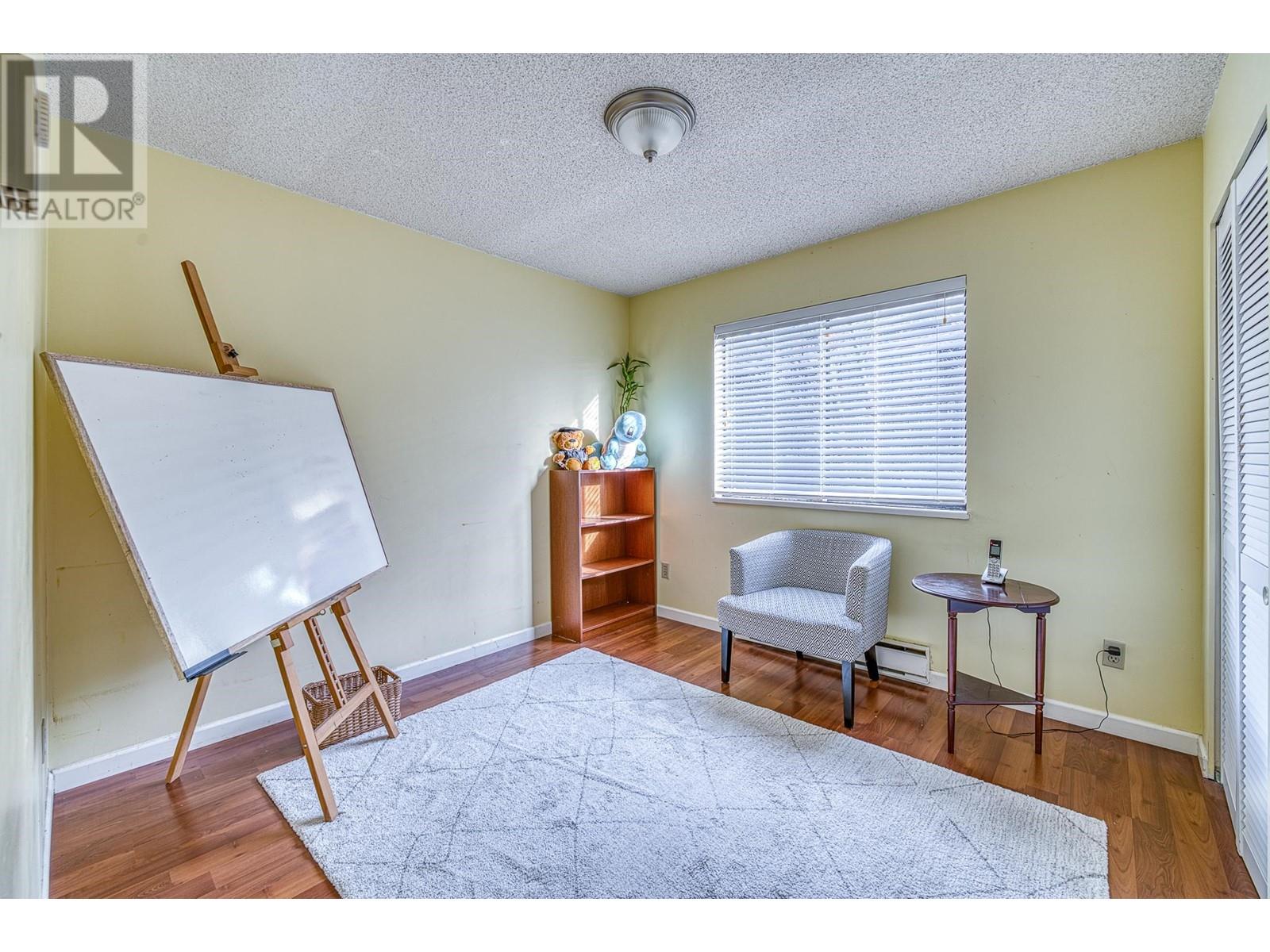 Listing Picture 17 of 26 : 6531 DUNSANY PLACE, Richmond / 烈治文 - 魯藝地產 Yvonne Lu Group - MLS Medallion Club Member