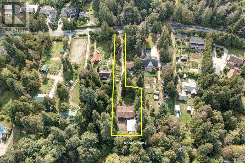 8050 Redrooffs Road, Halfmoon Bay, British Columbia  V7Z 1A5 - Photo 25 - R2959948