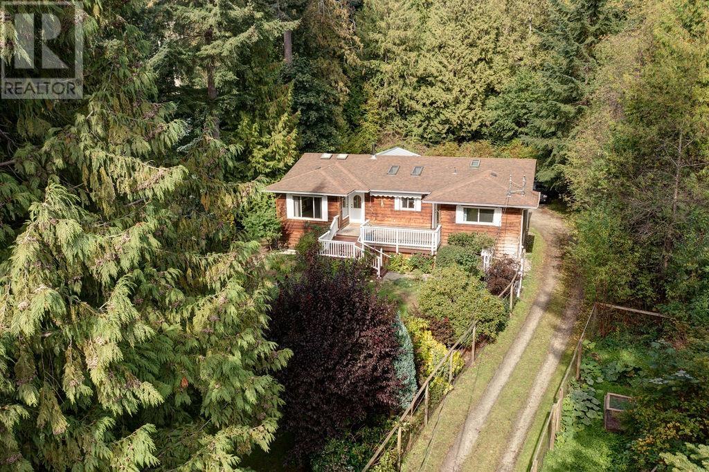 8050 Redrooffs Road, Halfmoon Bay, British Columbia  V7Z 1A5 - Photo 26 - R2959948