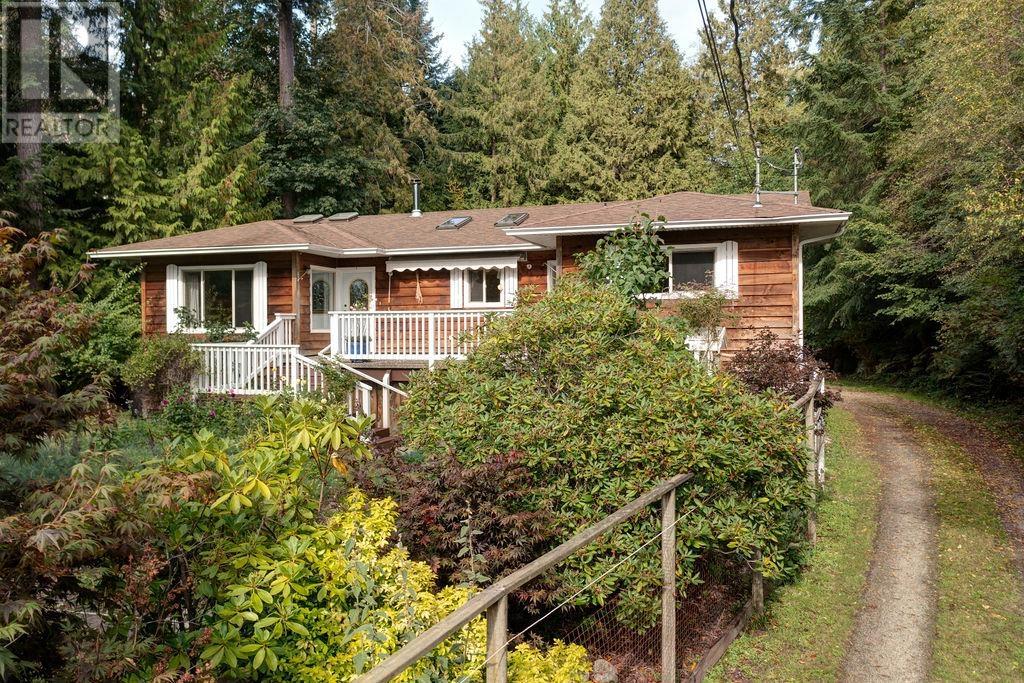 8050 Redrooffs Road, Halfmoon Bay, British Columbia  V7Z 1A5 - Photo 27 - R2959948