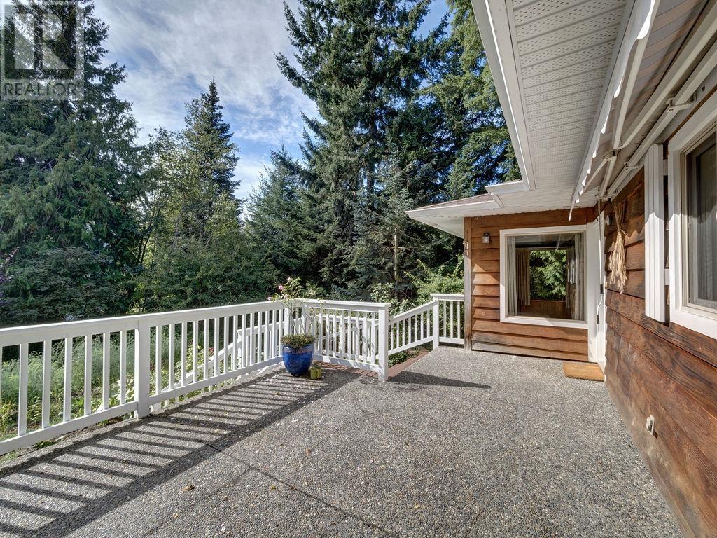 8050 Redrooffs Road, Halfmoon Bay, British Columbia  V7Z 1A5 - Photo 28 - R2959948