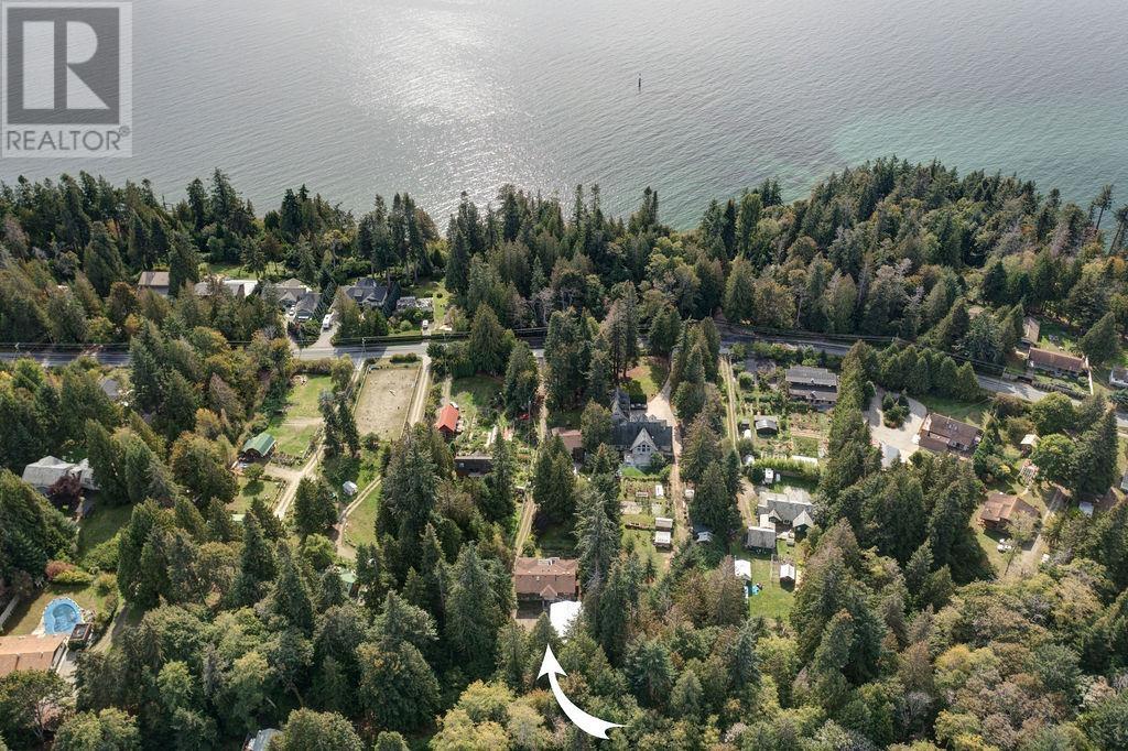 8050 Redrooffs Road, Halfmoon Bay, British Columbia  V7Z 1A5 - Photo 30 - R2959948