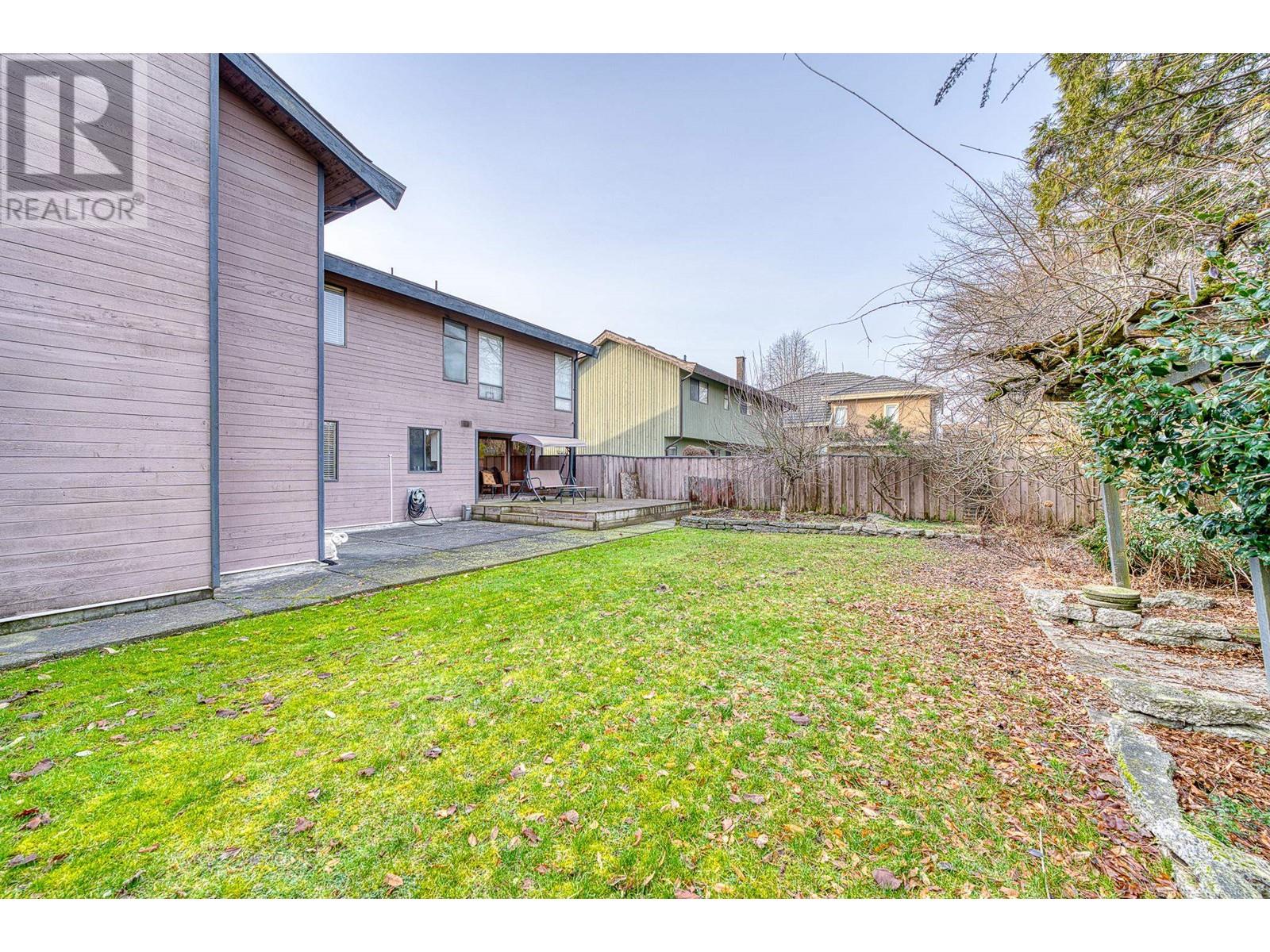 Listing Picture 25 of 26 : 6531 DUNSANY PLACE, Richmond / 烈治文 - 魯藝地產 Yvonne Lu Group - MLS Medallion Club Member