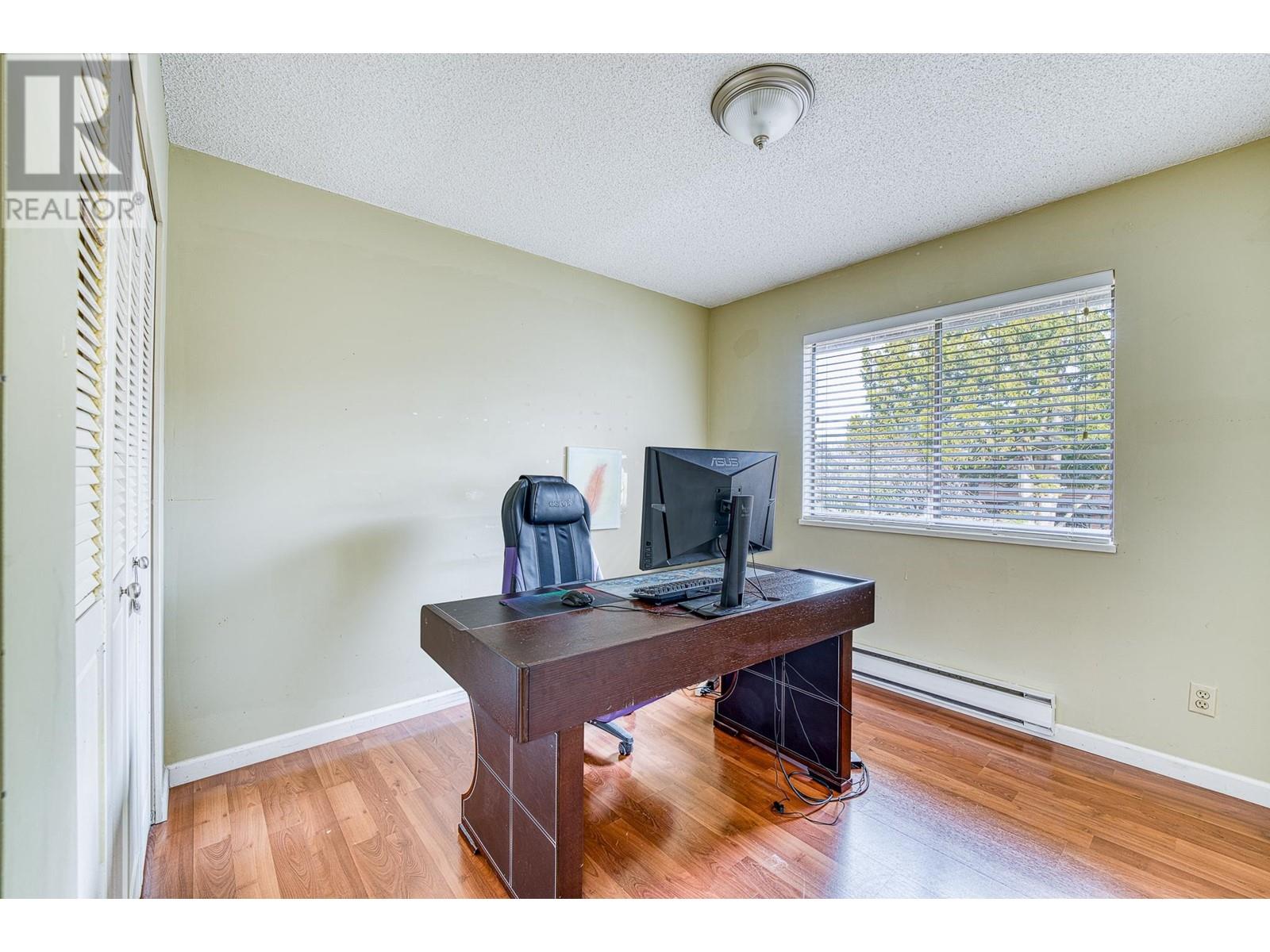 Listing Picture 18 of 26 : 6531 DUNSANY PLACE, Richmond / 烈治文 - 魯藝地產 Yvonne Lu Group - MLS Medallion Club Member