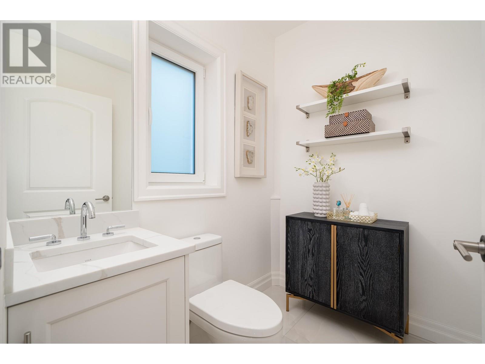2523 W 8th Avenue, Vancouver, British Columbia  V6K 2B3 - Photo 9 - R2949389