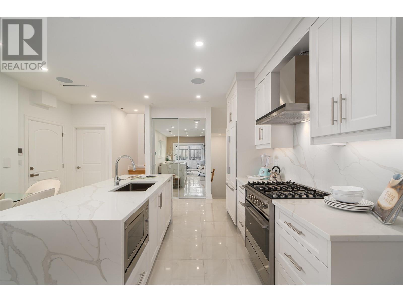 2523 W 8th Avenue, Vancouver, British Columbia  V6K 2B3 - Photo 7 - R2949389