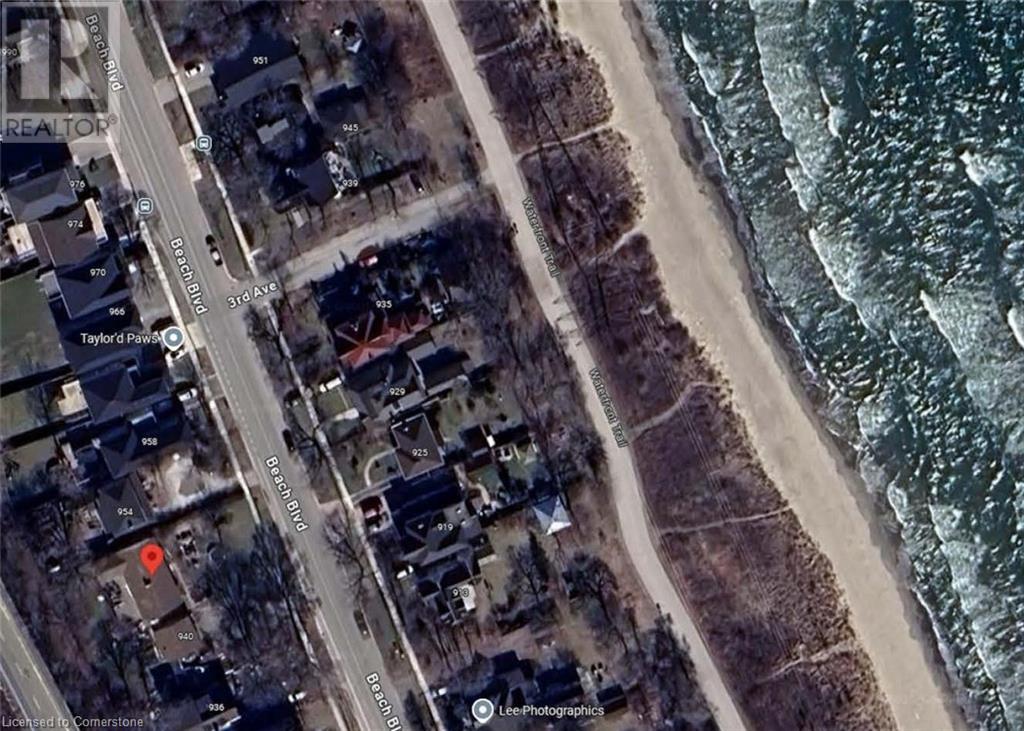 946 Beach Boulevard, Hamilton, Ontario  L8H 6Z4 - Photo 2 - 40692729