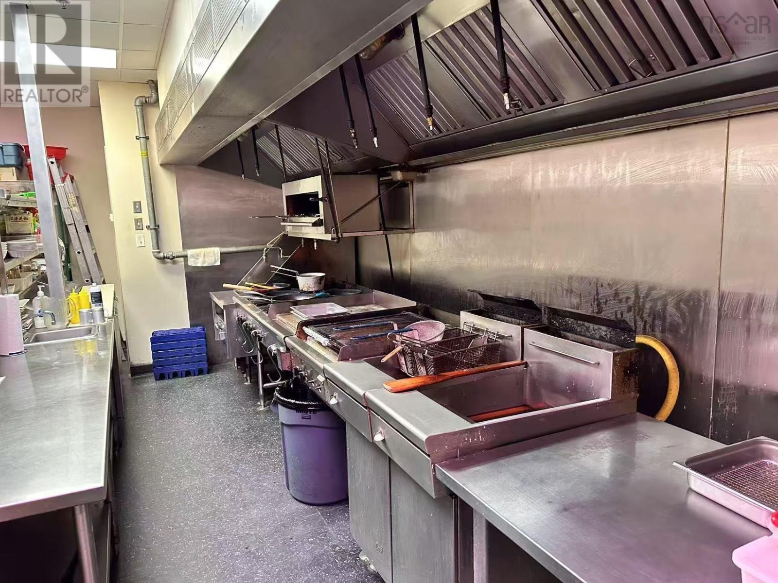 15 Peakview Way, Bedford, Nova Scotia  B3M 0G2 - Photo 5 - 202501588