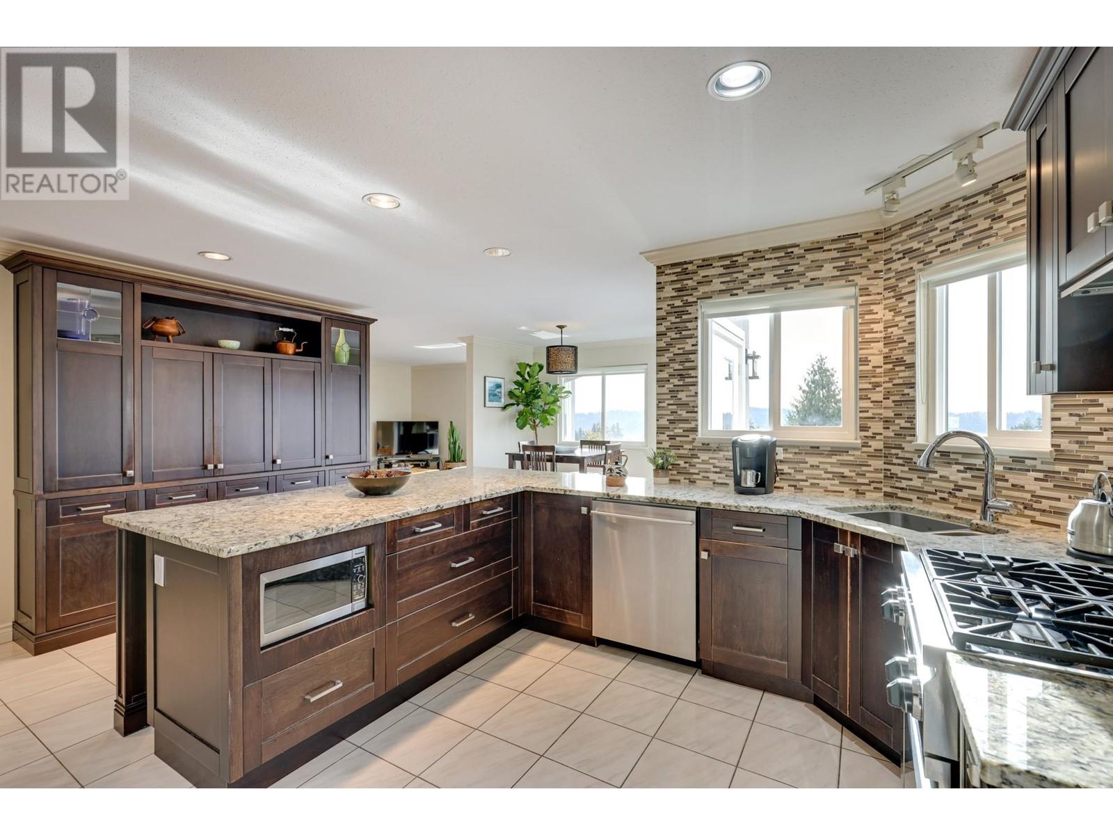 69 Timbercrest Drive, Port Moody, British Columbia  V3H 4T1 - Photo 8 - R2957493