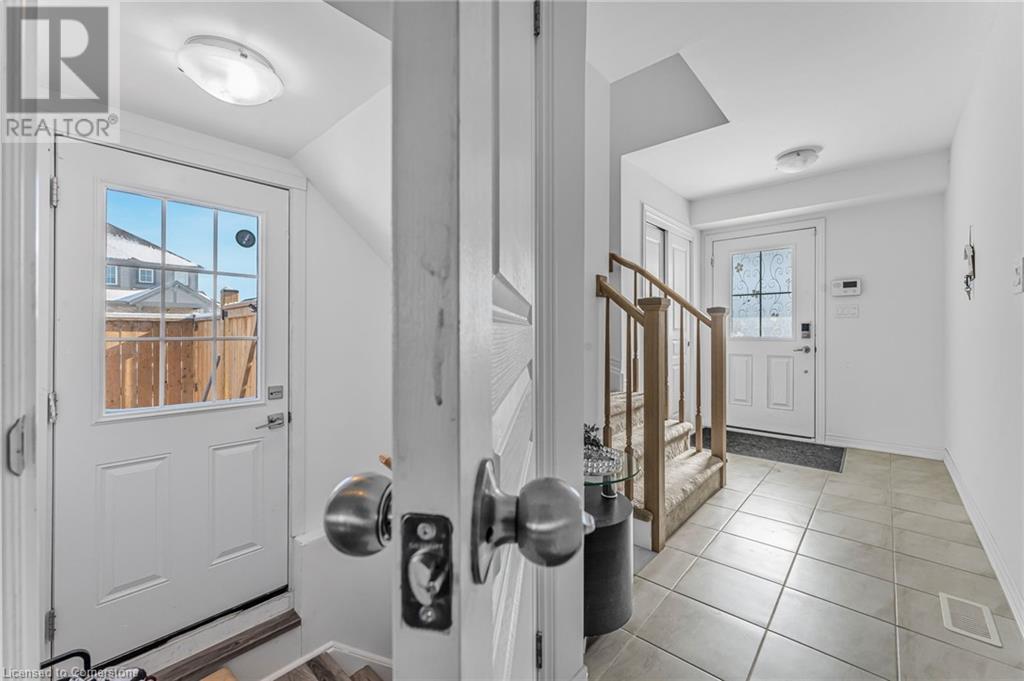 Property at 72 MONARCHY Street image 5