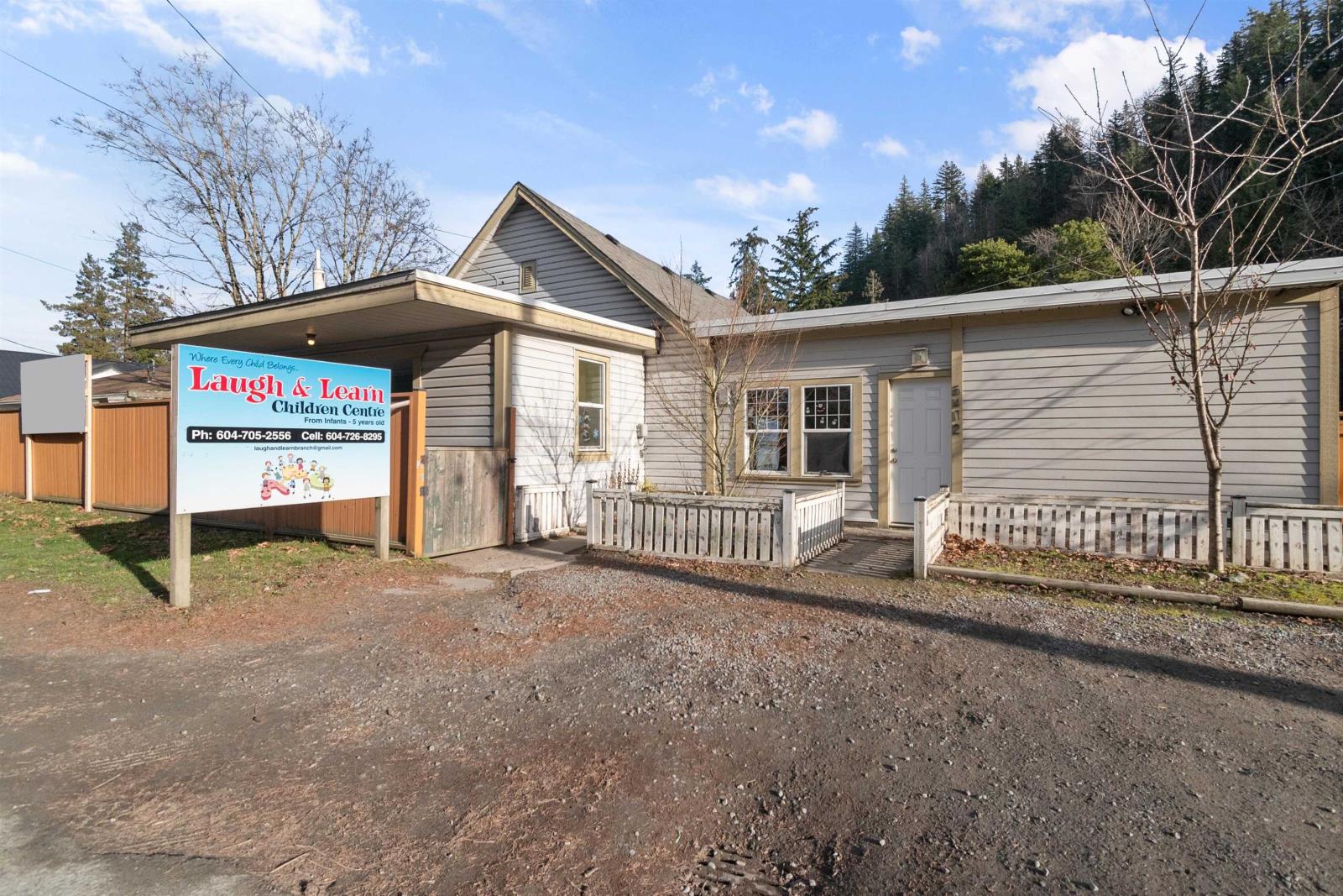 5412 Vedder Road, Vedder Crossing, Chilliwack, British Columbia  V2R 3M4 - Photo 2 - R2950400