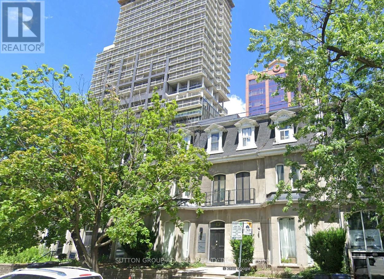 13 Clarence Square, Toronto (Waterfront Communities), Ontario  M5V 1H1 - Photo 2 - C11939998