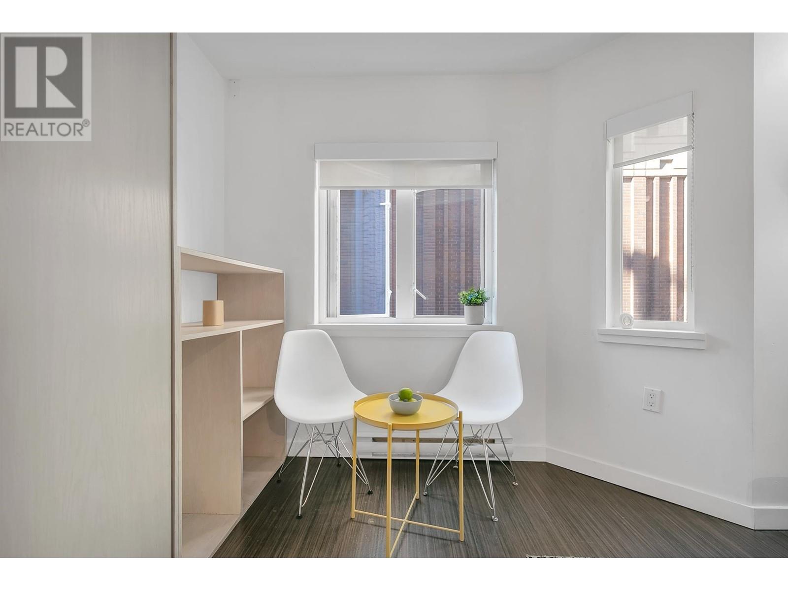 Listing Picture 5 of 22 : 205 370 CARRALL STREET, Vancouver / 溫哥華 - 魯藝地產 Yvonne Lu Group - MLS Medallion Club Member