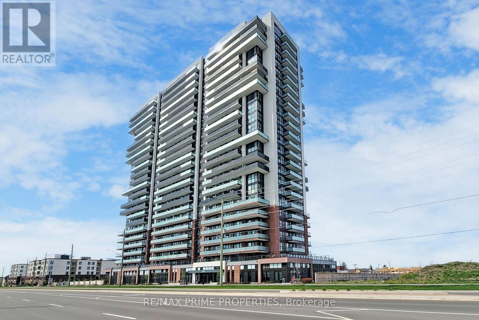 Property at 2206 - 2550 SIMCOE STREET N image 1